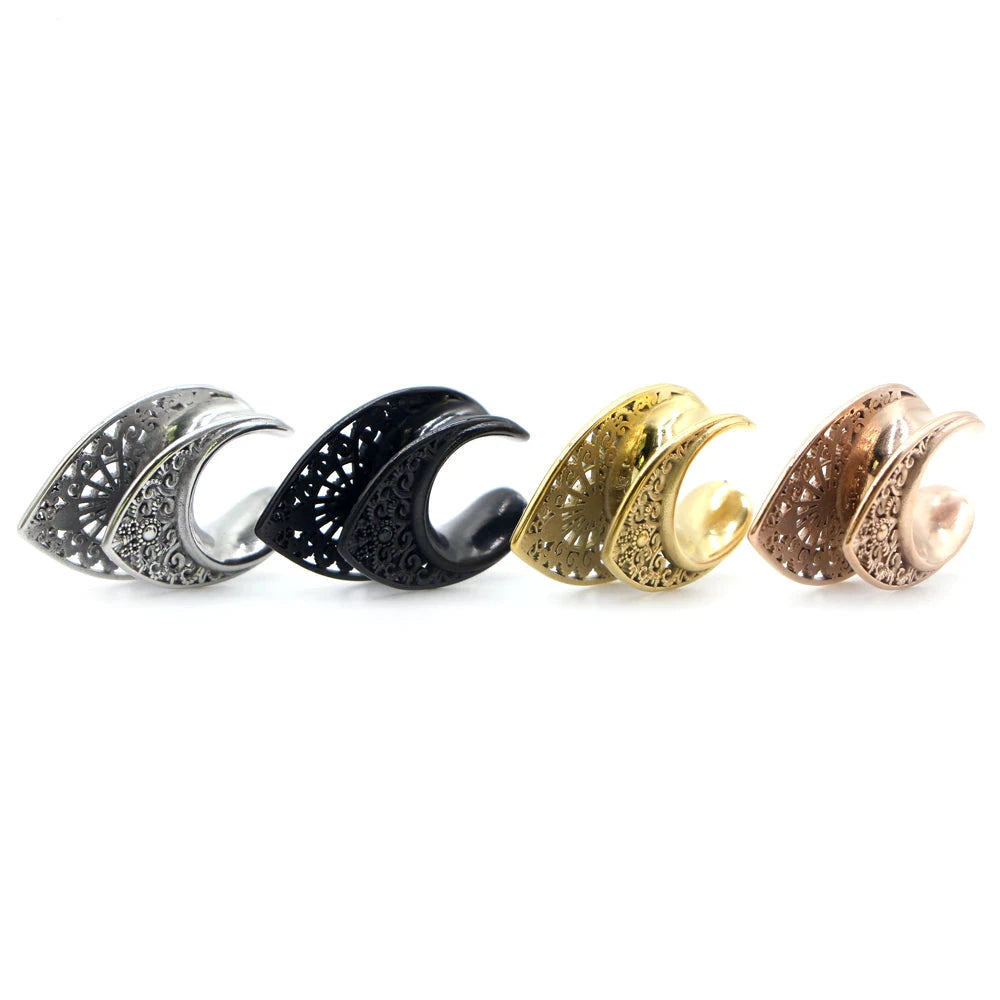Plug - Ornate Saddles (Stainless Steel) - Wolf Moon